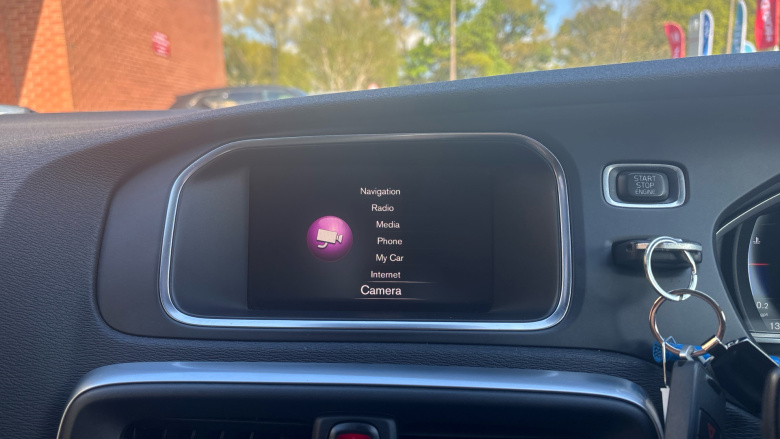 Volvo V40 T2 [122] R DESIGN Pro 5dr Geartronic Petrol Hatchback